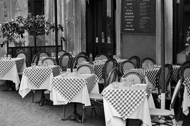 Italian restaurant outside - Palermo